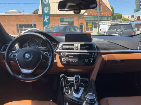 2016 BMW 3 Series 328i