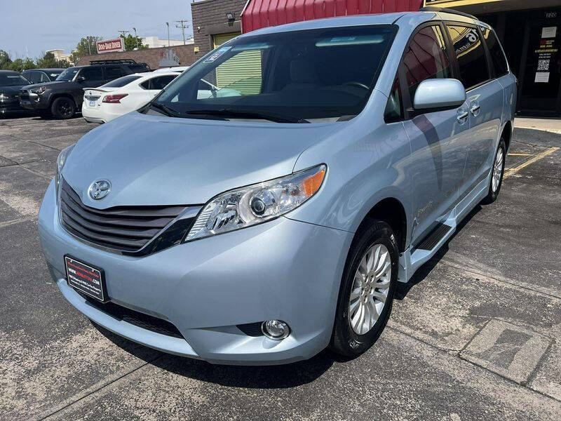 2016 Toyota Sienna