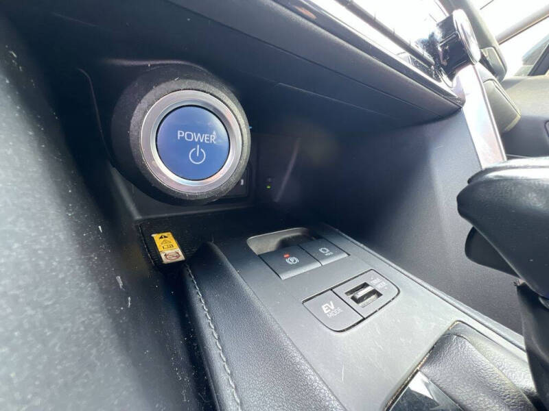 2021 Toyota Venza LE