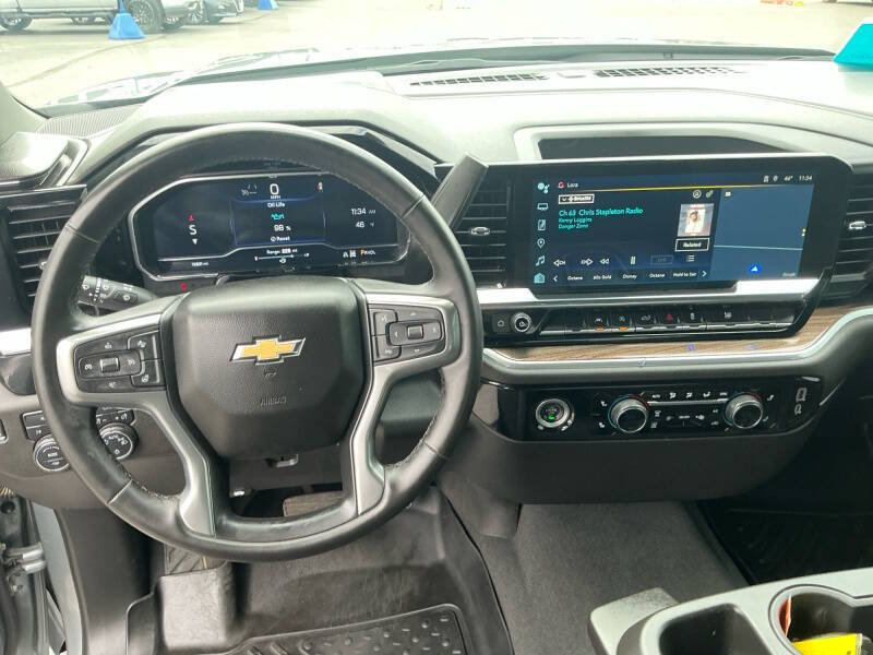 2024 Chevrolet Silverado 1500 LT
