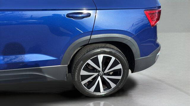 2024 Volkswagen Taos SE