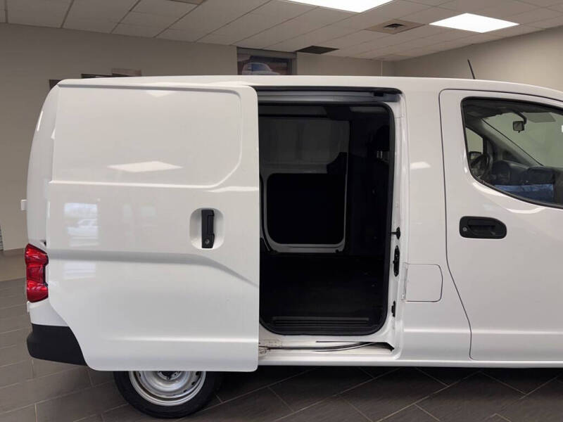 2021 Nissan NV200