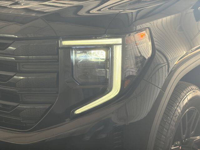 2022 GMC Sierra 1500 Elevation Standard