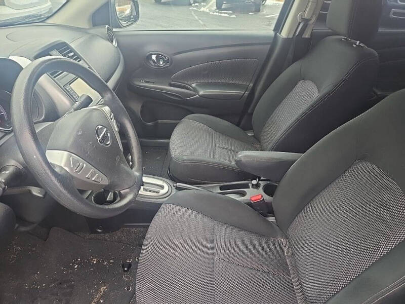 2019 Nissan Versa
