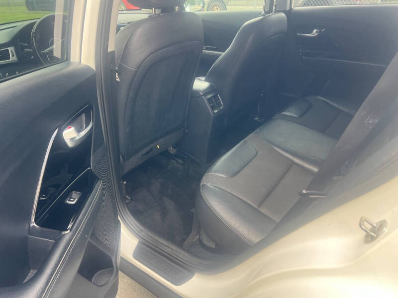 2017 Kia Niro EX