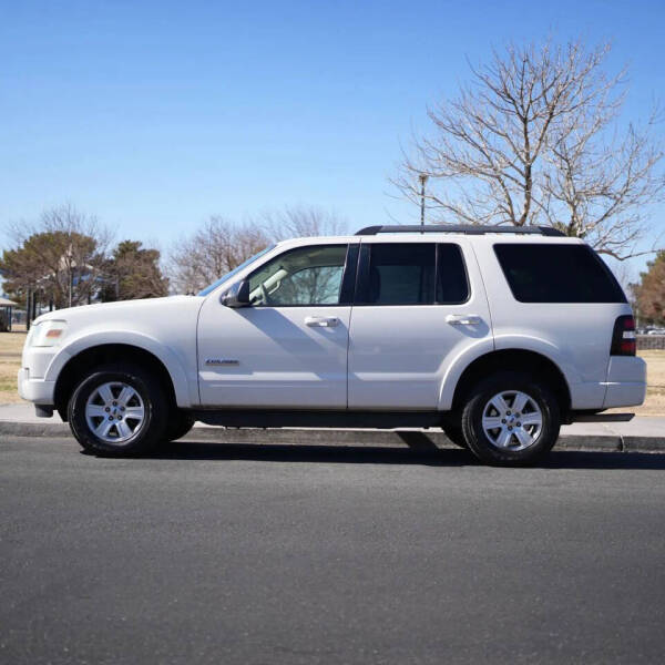 2008 Ford Explorer XLT
