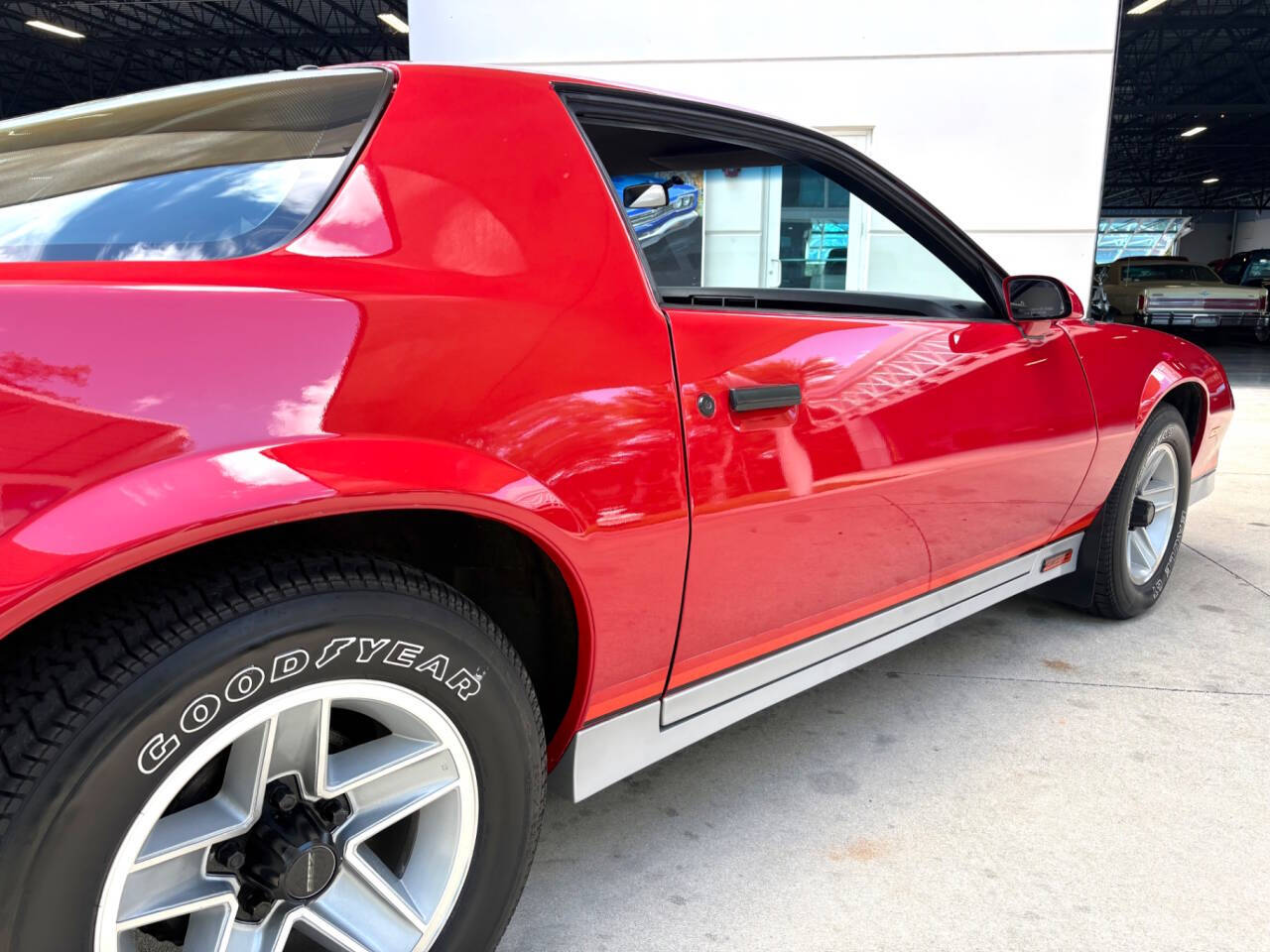 1983 Chevrolet Camaro 18
