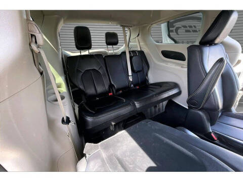 2024 Chrysler Pacifica Plug-In Hybrid