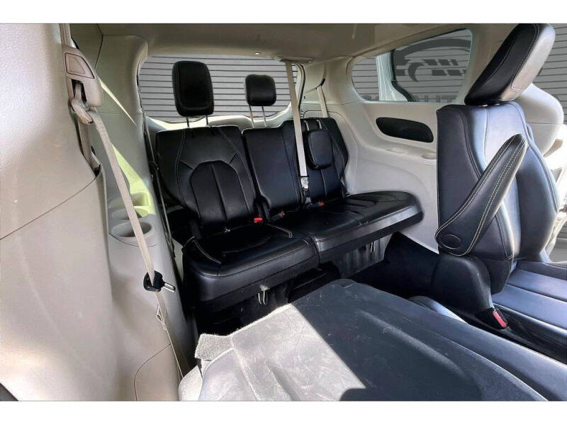 2024 Chrysler Pacifica Plug-In Hybrid