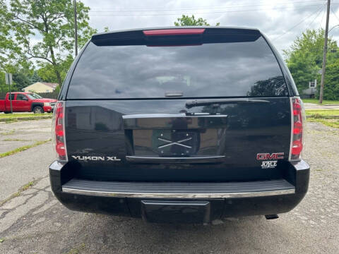 2013 GMC Yukon XL Denali