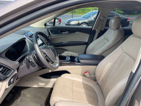 2019 Lincoln Nautilus Reserve