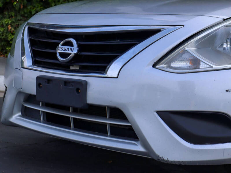 2019 Nissan Versa