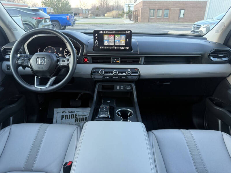 2025 Honda Pilot Touring