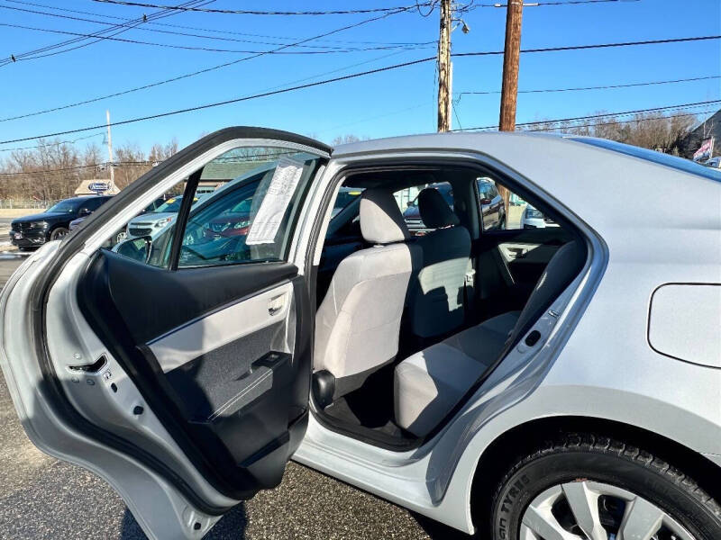 2016 Toyota Corolla LE