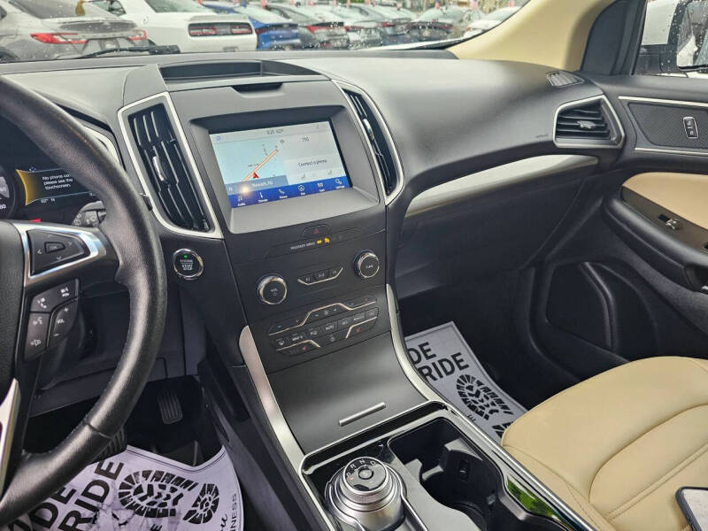 2020 Ford Edge