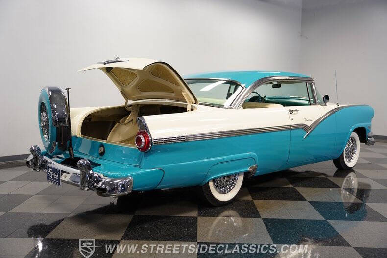 1956 Ford Fairlane
