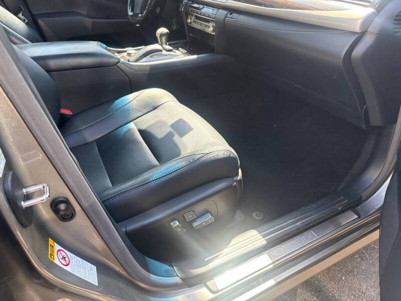 2016 Lexus LS 460