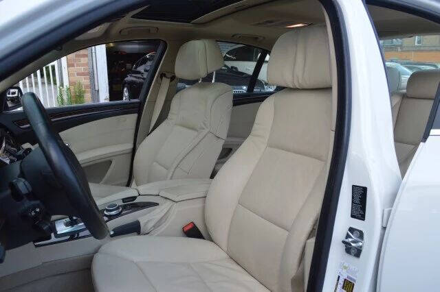 2008 BMW 5 Series 528i