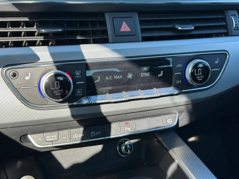 2017 Audi A4 2.0T quattro Premium Plus