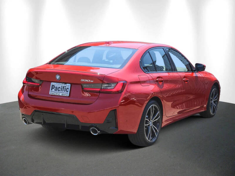 2024 BMW 3 Series 330e