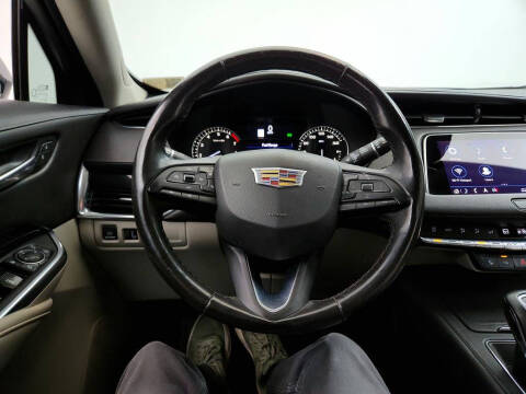 2019 Cadillac XT4 Premium Luxury