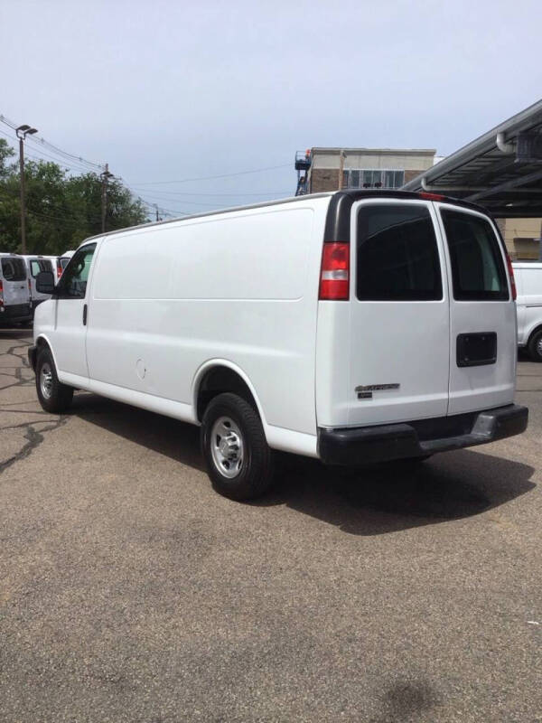 2020 Chevrolet Express 2500