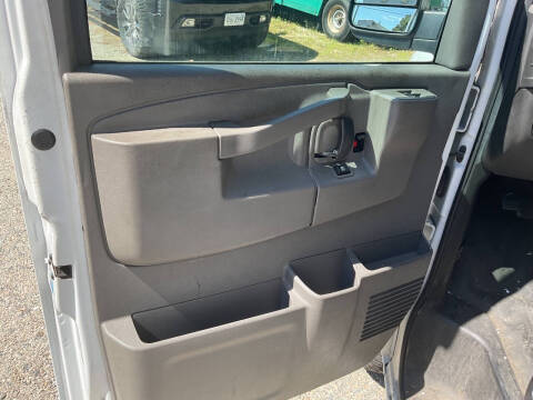 2017 Chevrolet Express 2500