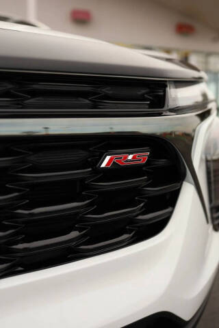 2025 Chevrolet Trax RS