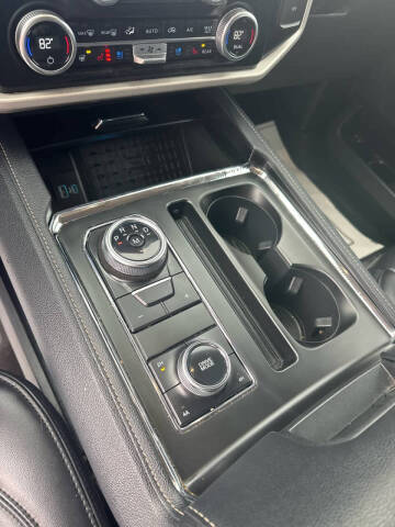 2023 Ford Expedition XLT