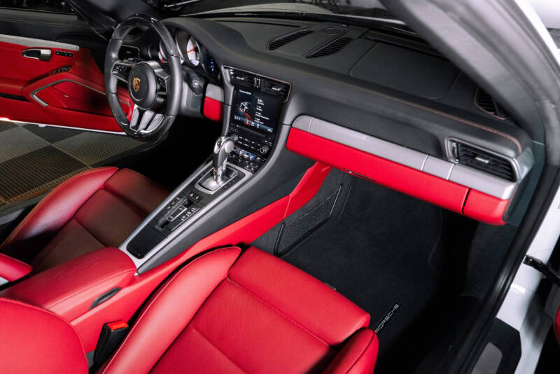 2017 Porsche 911 Targa 4S