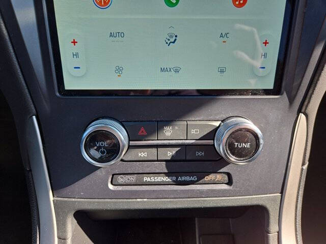 2024 Ford Edge SE
