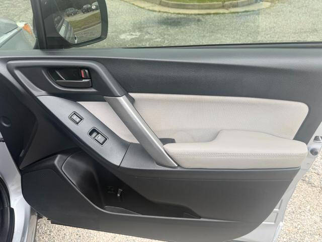 2016 Subaru Forester 2.5i