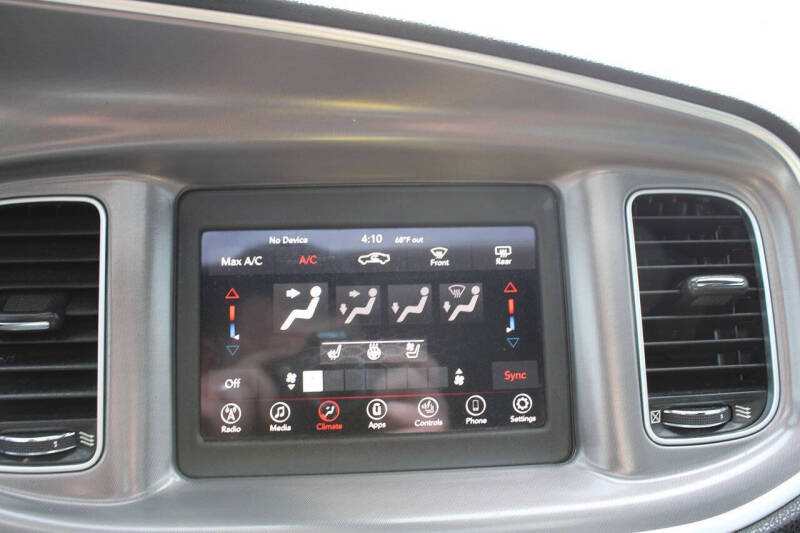 2019 Dodge Charger SXT