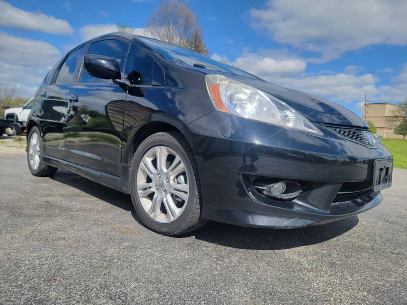 2009 Honda Fit for sale at Sinclair Auto Inc. in Pendleton IN