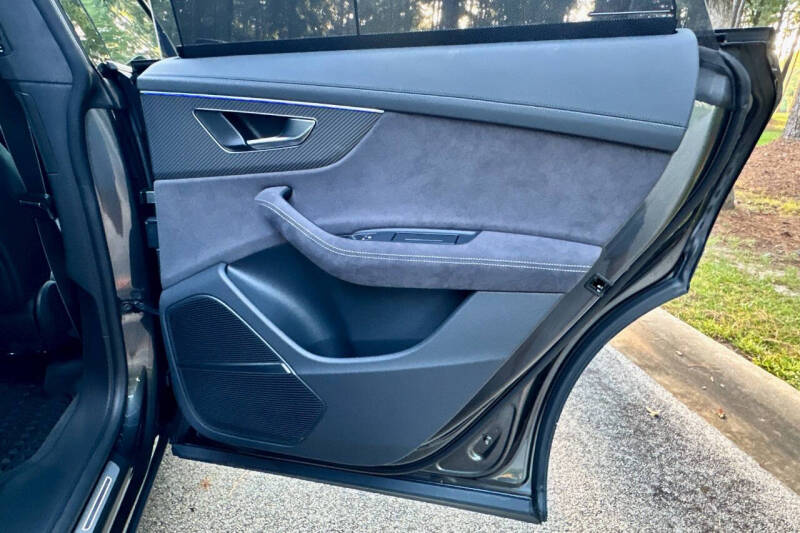 2025 Audi RS Q8 performance 4.0T quattro