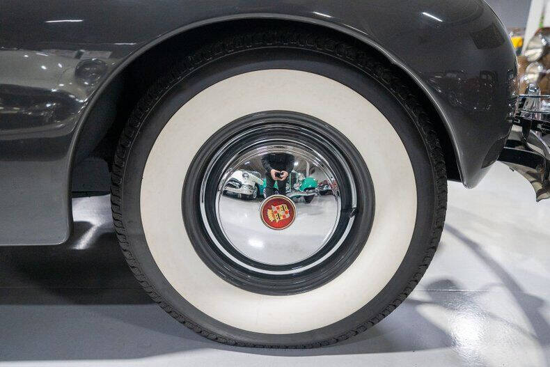 1940 Cadillac Series 75
