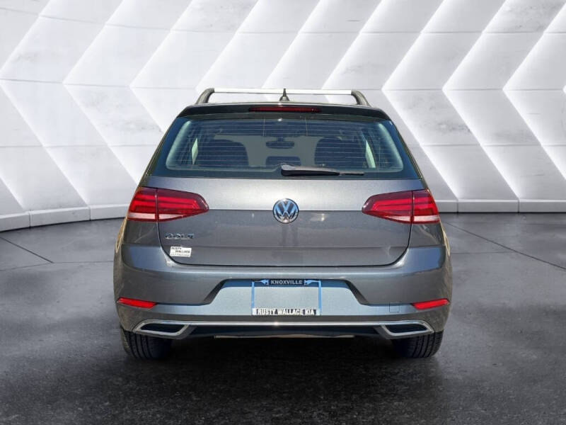 2021 Volkswagen Golf TSI