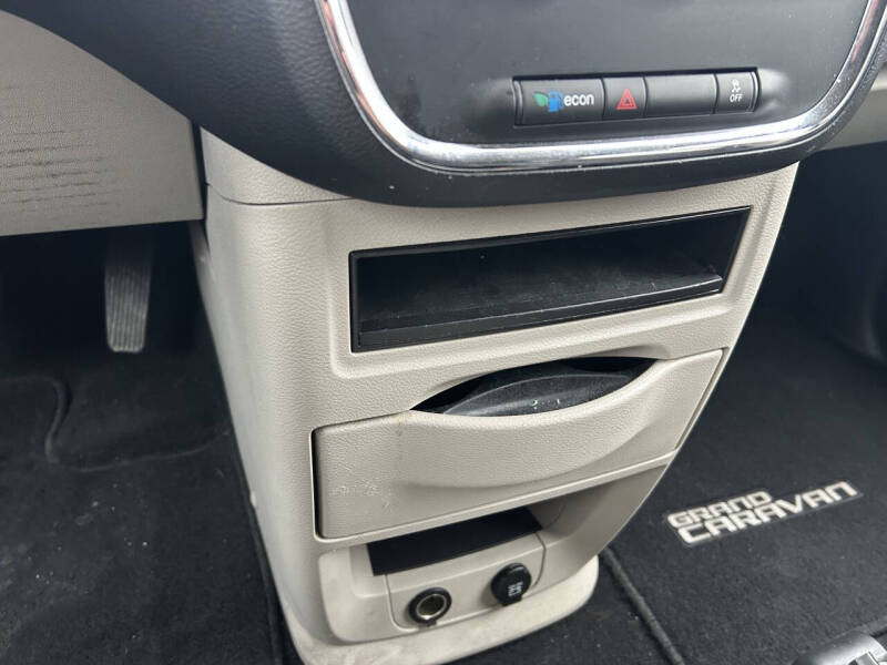 2015 Dodge Grand Caravan SE