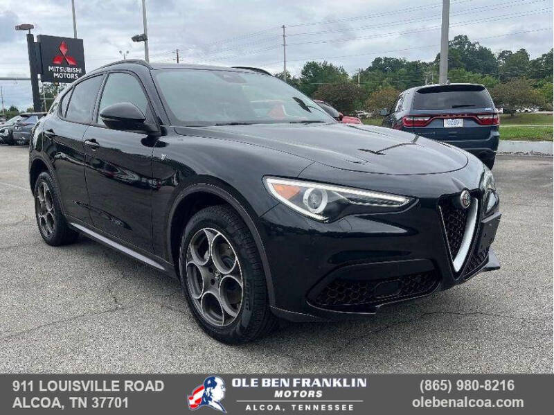 2022 Alfa Romeo Stelvio Ti's photo