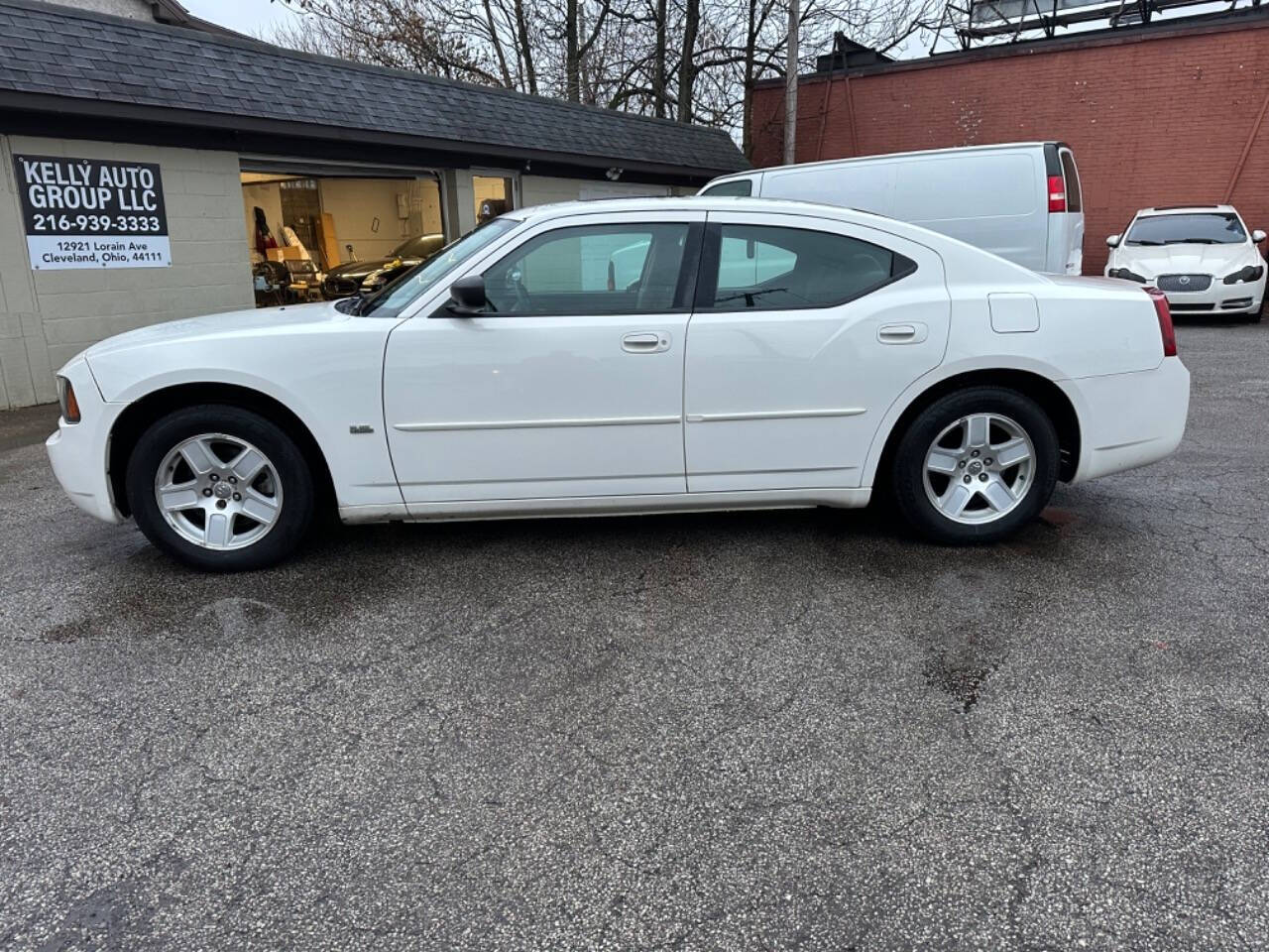 2006 Dodge Charger for sale at Kelly Auto Group in Cleveland, OH