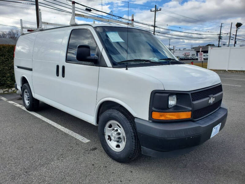 2017 Chevrolet Express 2500