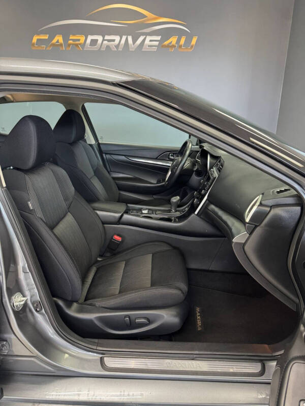 2019 Nissan Maxima