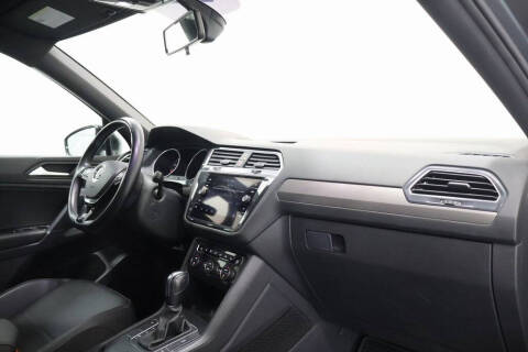 2020 Volkswagen Tiguan SE R-Line Black