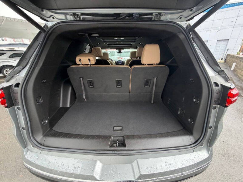 2023 Chevrolet Traverse Premier