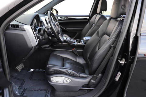 2017 Porsche Cayenne GTS