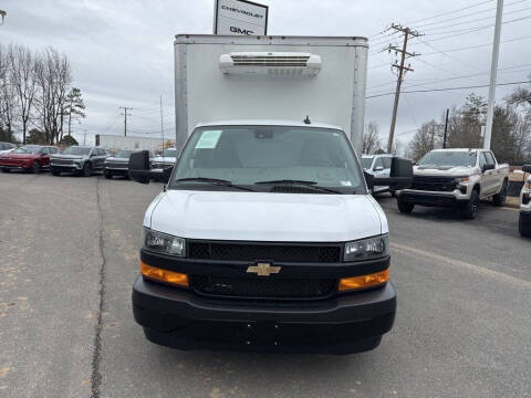 2024 Chevrolet Express 3500