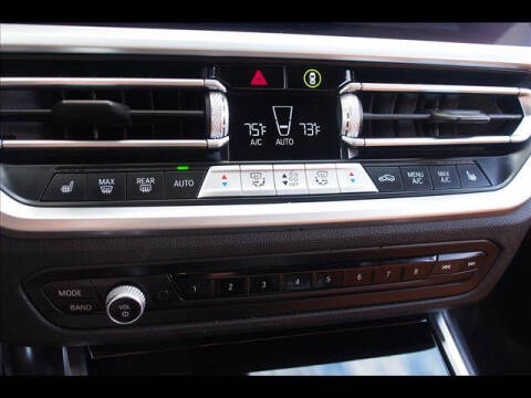 2022 BMW 2 Series 230i