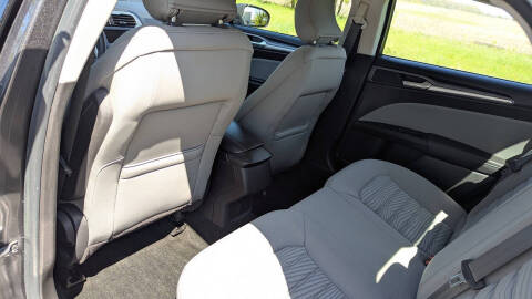 2016 Ford Fusion S