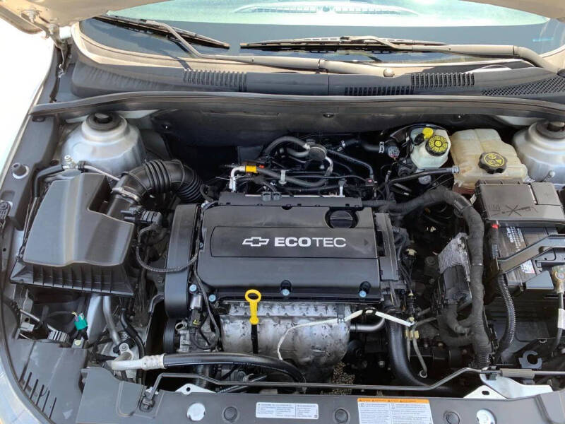 2013 Chevrolet Cruze LS Auto