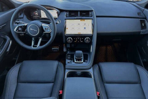 2024 Jaguar E-PACE P250 R-Dynamic SE